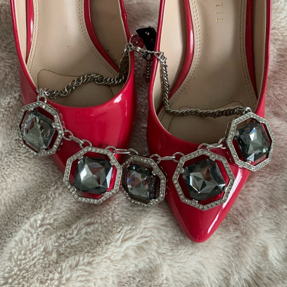 NWT WhiteHouseBlackMarket Gem Necklace